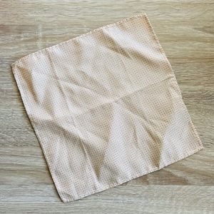 ✨5/$5 | Men’s Cream with Orange and Blue Polka Dots Pocket Square✨